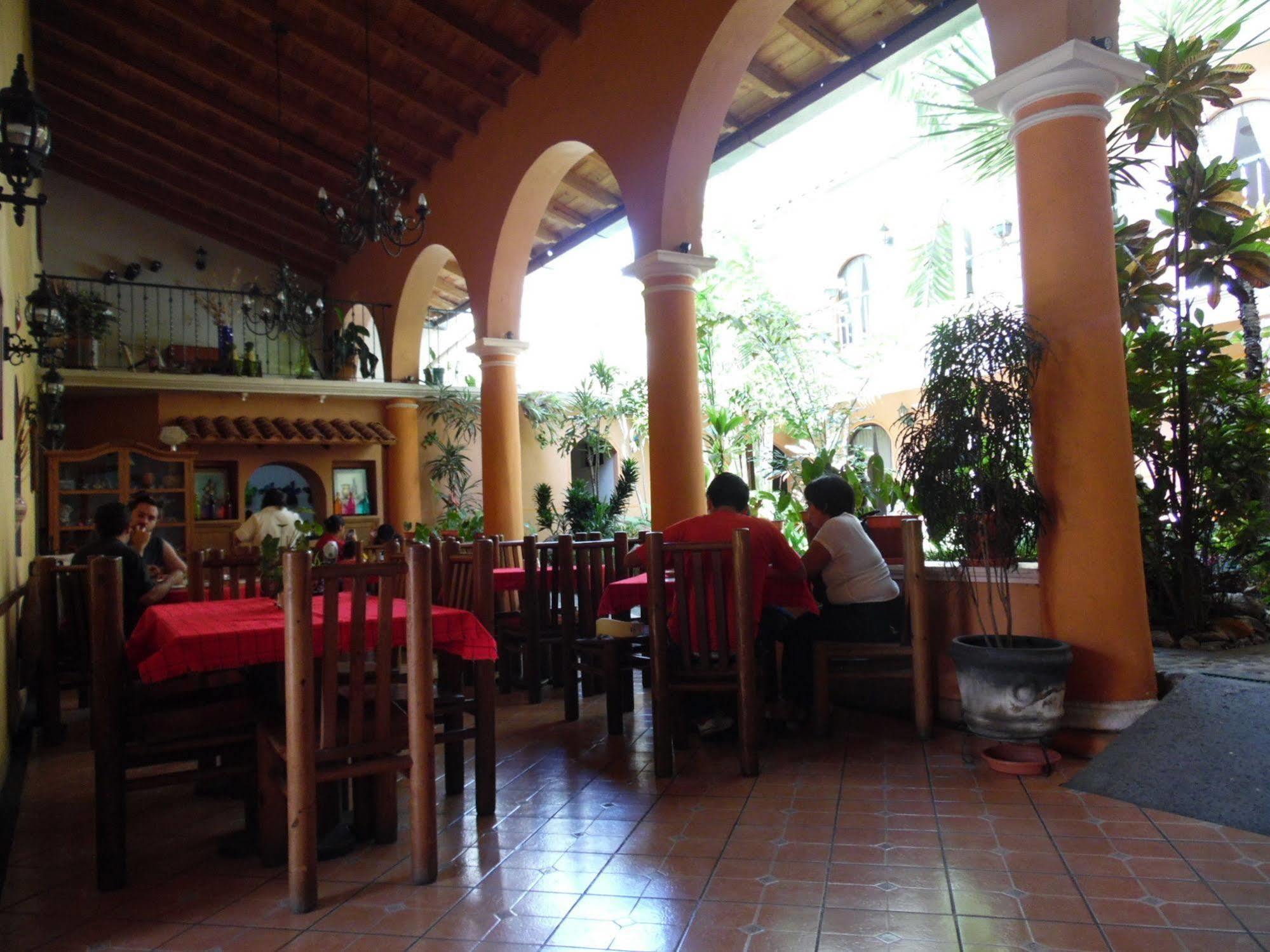Hotel Posada San Jeronimo Коатепек Экстерьер фото