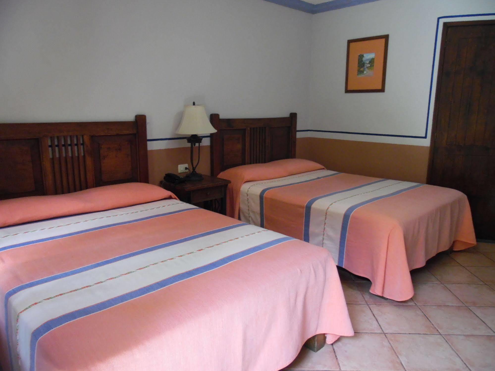 Hotel Posada San Jeronimo Коатепек Экстерьер фото