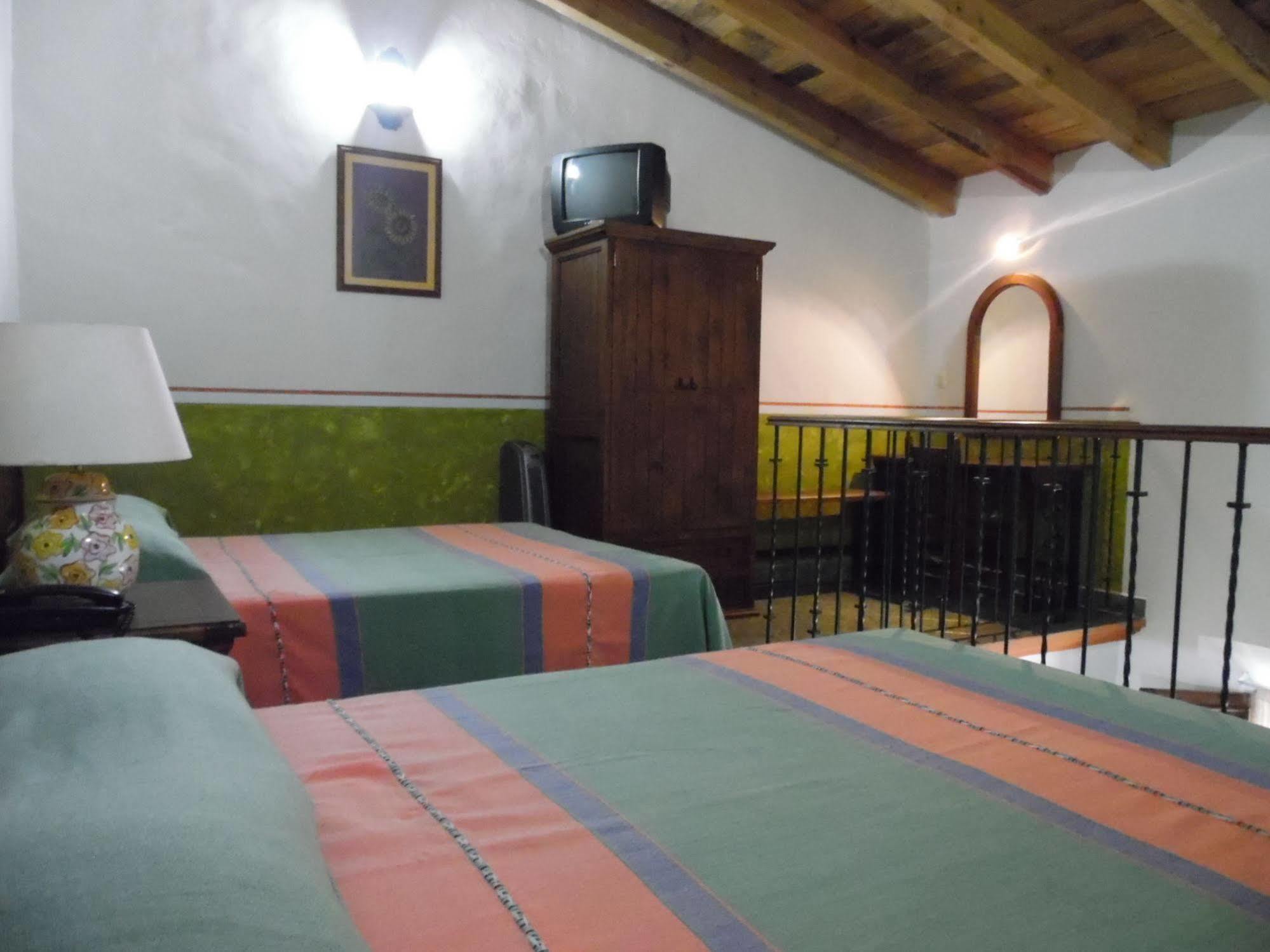 Hotel Posada San Jeronimo Коатепек Экстерьер фото